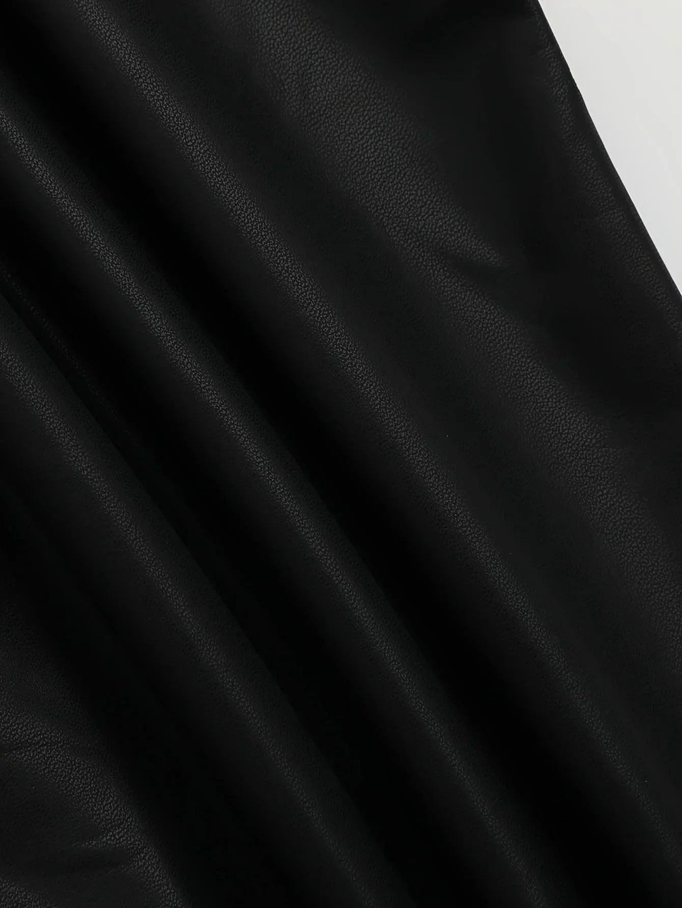 Legging em Couro PU Slim